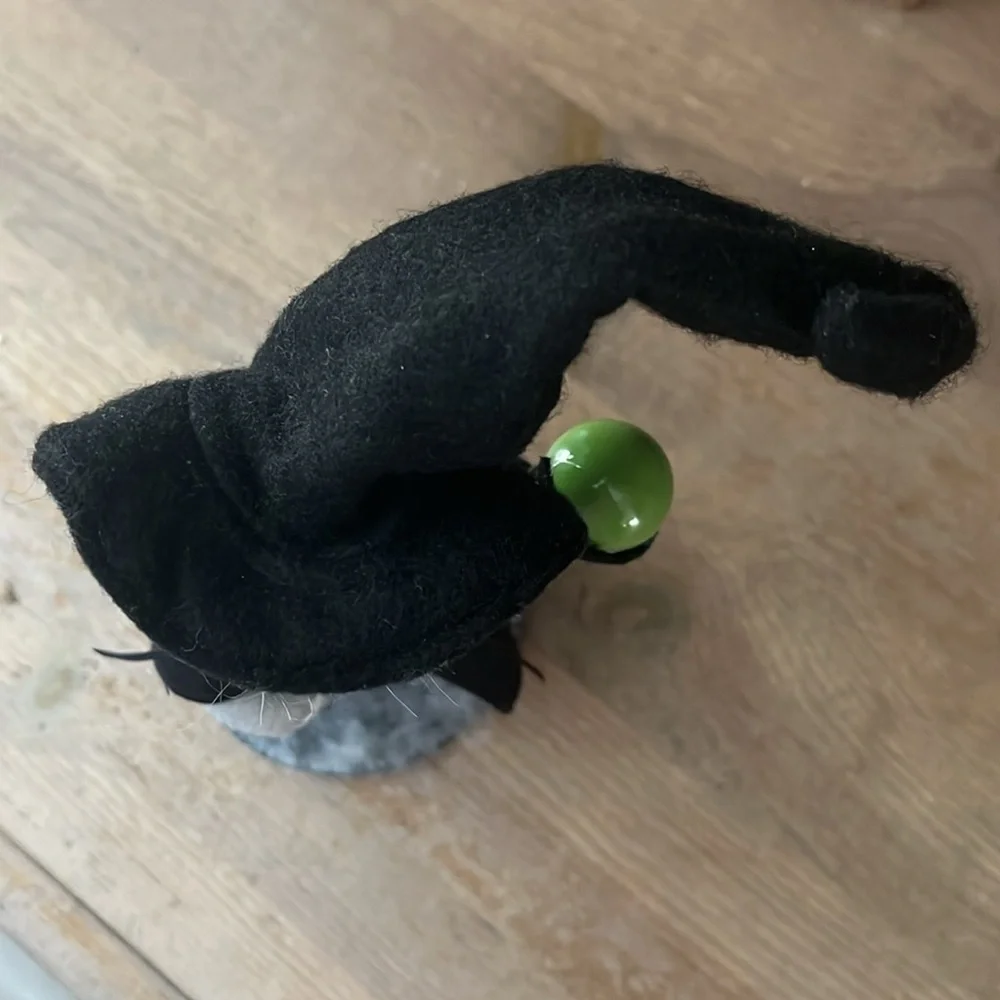 Annalee Ghastly Warlock Witch Mouse Black Cape & Staff Halloween 8” Hat 2021